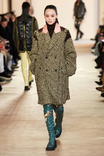 Look 21
